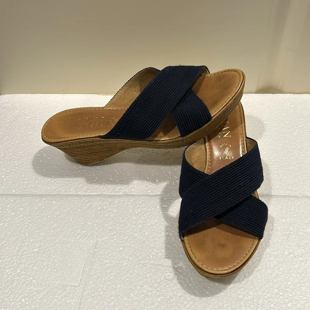 Italian Shoemakers wedge slip on crisscross Sandals made in Italy womens size 8